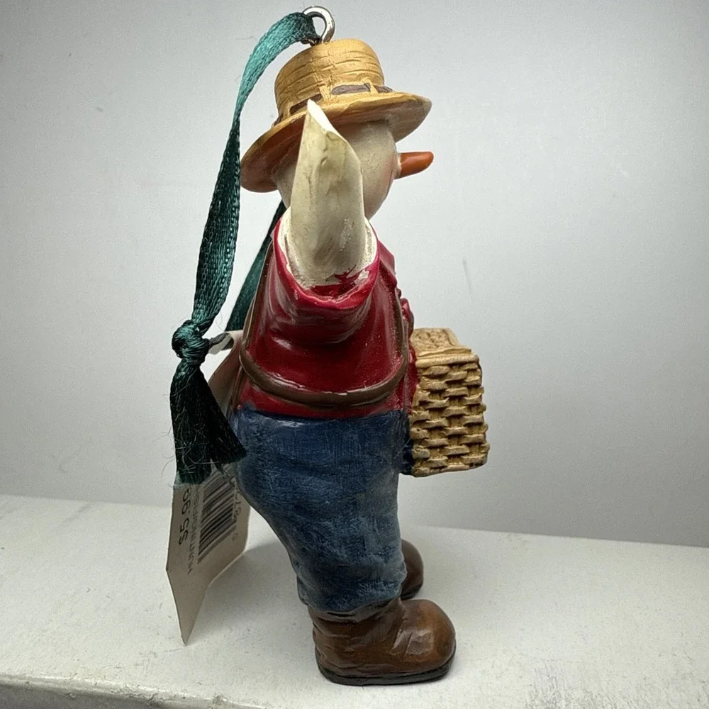 vintage‎ snowman figurines farmers Fishing . They are Christmas Collectables